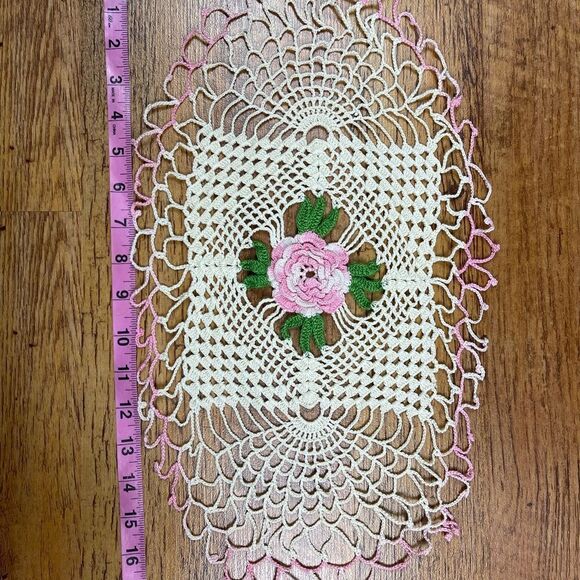 Vintage Handmade 15” Crochet Pink Green White Doily Rose Cottagecore Grandmacore - Picture 5 of 9